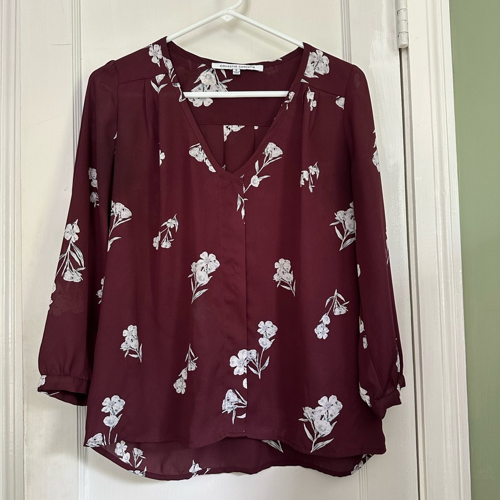 Red Floral V-Neck Blouse with 3/4 Sleeves